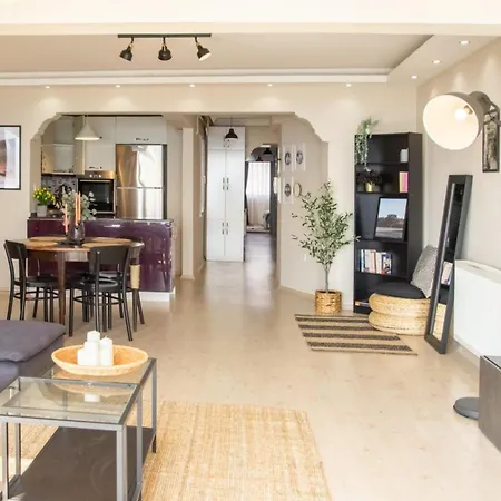 Appartement Spacious 3-bedroom With Sea View - Karsiyaka *